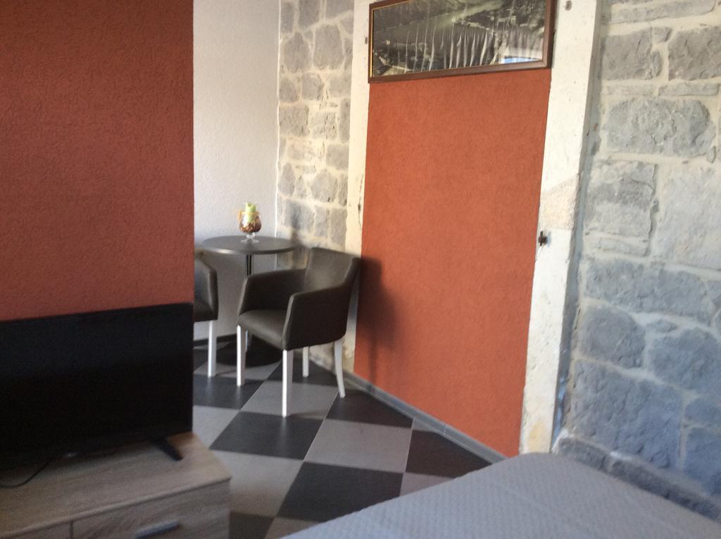 Apartments Qualitas Κότορ Εξωτερικό φωτογραφία