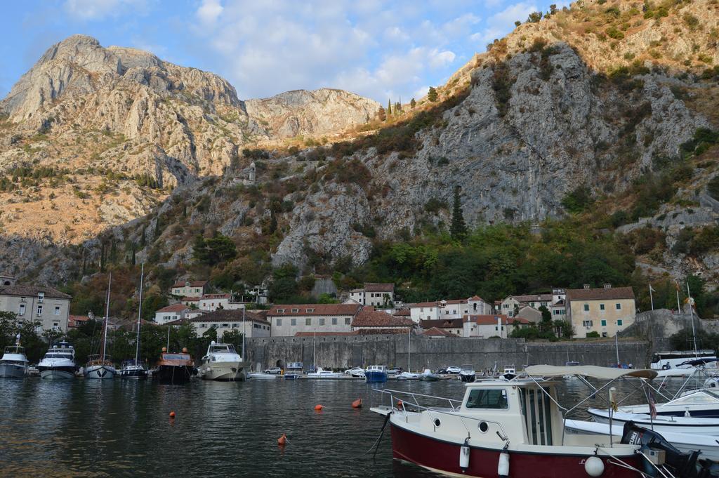 Apartments Qualitas Κότορ Εξωτερικό φωτογραφία